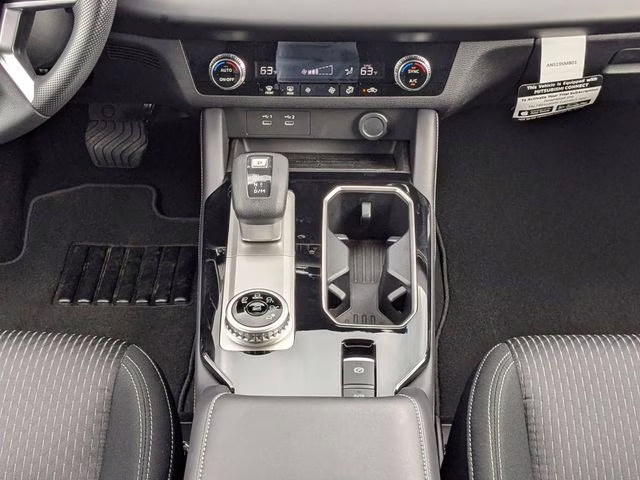 2026 Labrador Black Pearl Mitsubishi Outlander ES FWD SUV