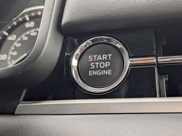 2026 Labrador Black Pearl Mitsubishi Outlander ES FWD SUV