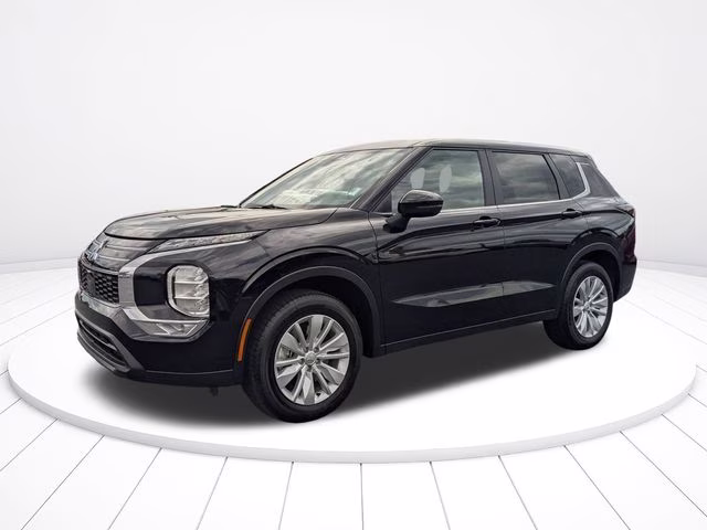 2026 Labrador Black Pearl Mitsubishi Outlander ES FWD SUV
