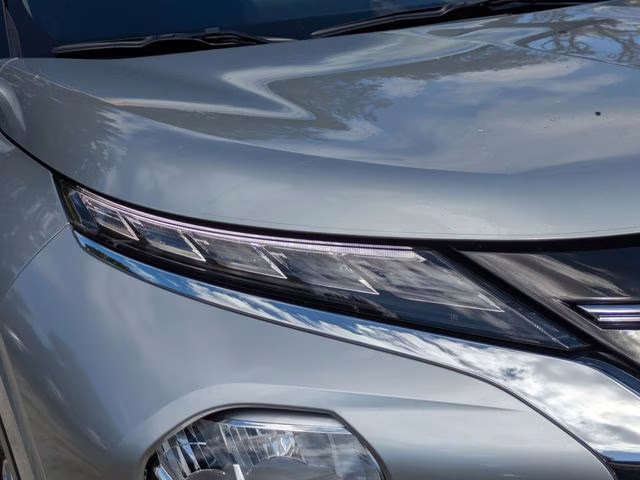 2026 Alloy Silver Metallic Mitsubishi Outlander ES AWD SUV