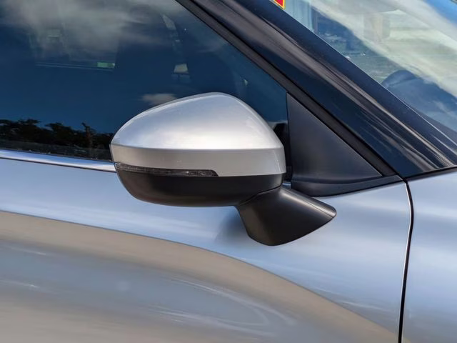 2026 Alloy Silver Metallic Mitsubishi Outlander ES AWD SUV