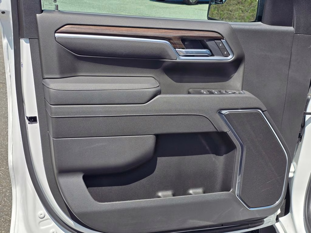 2026 Summit White Chevrolet Silverado 1500 RST 4X4 Truck