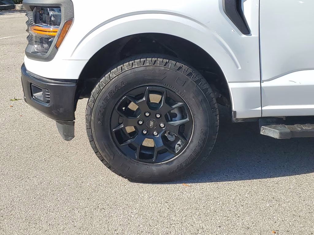 2024 Oxford White Ford F-150 STX 4X4 Truck