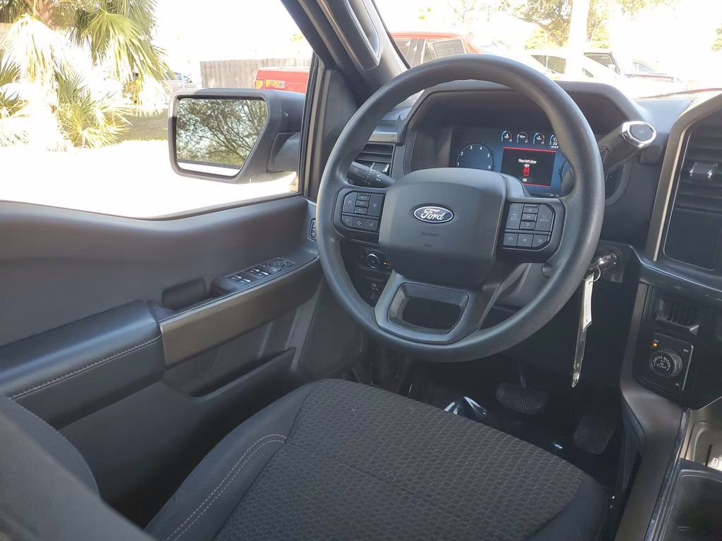 2024 Oxford White Ford F-150 STX 4X4 Truck