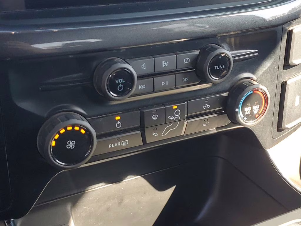 2024 Oxford White Ford F-150 STX 4X4 Truck