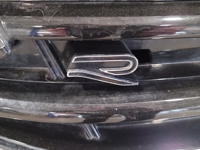 2023 Pyrite Silver Metallic Volkswagen Tiguan 2.0T SE R-Line Black AWD SUV