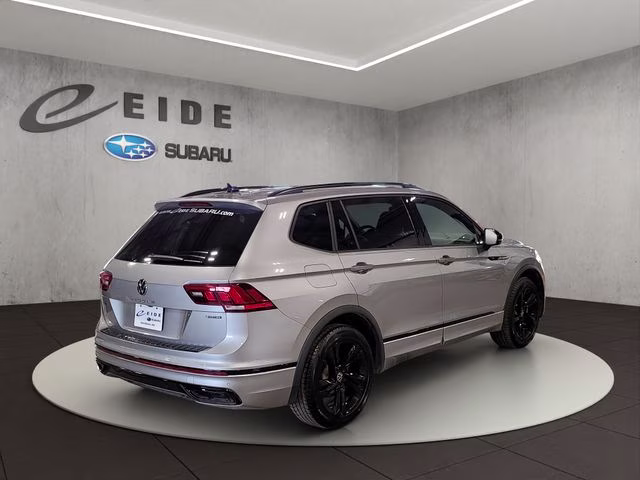 2023 Pyrite Silver Metallic Volkswagen Tiguan 2.0T SE R-Line Black AWD SUV