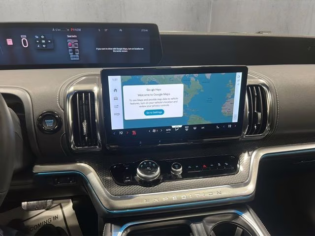 2026 Star White Metallic Tri-Coat Ford Expedition Max Platinum 4X4 SUV