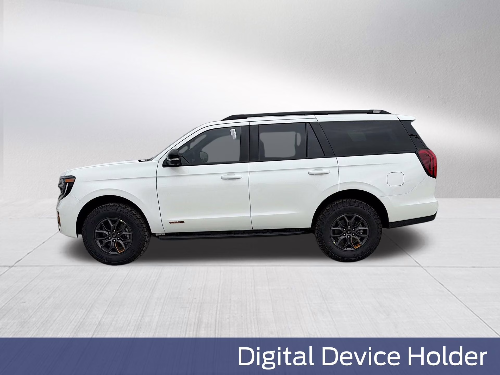 2026 Star White Metallic Tri-Coat Ford Expedition Tremor 4X4 SUV