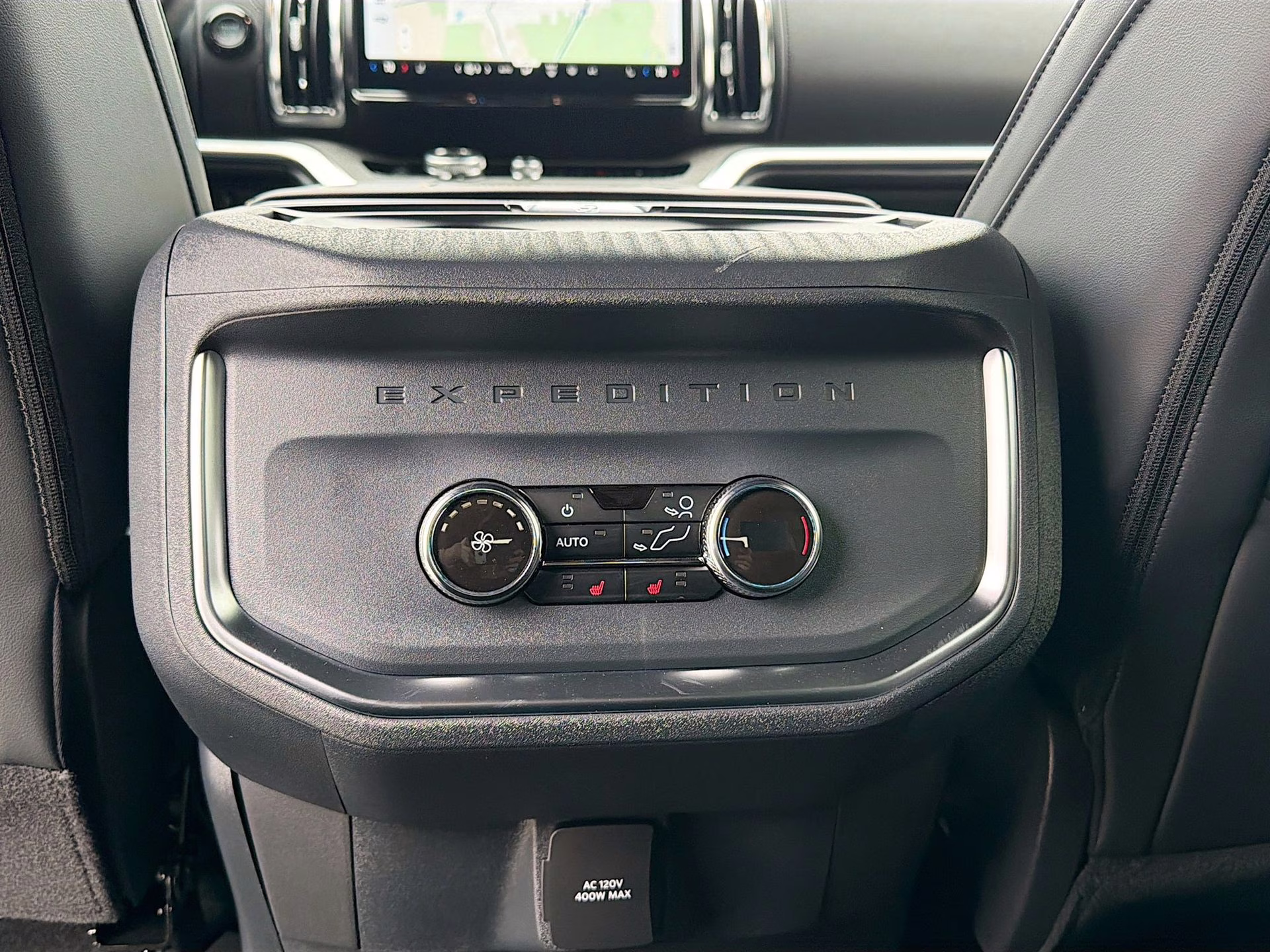 2026 Star White Metallic Tri-Coat Ford Expedition Tremor 4X4 SUV