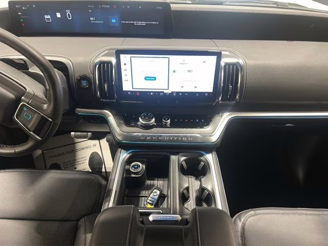 2026 Star White Metallic Tri-Coat Ford Expedition Max Platinum 4X4 SUV