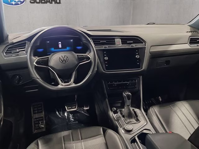 2023 Silver Metallic Volkswagen Tiguan 2.0T SE R-Line Black AWD SUV