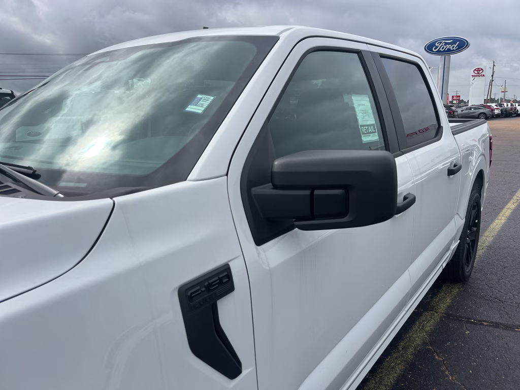 2026 Oxford White Ford F-150 STX 4X4 Truck