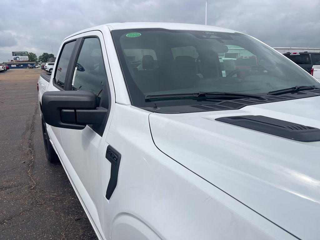 2026 Oxford White Ford F-150 STX 4X4 Truck