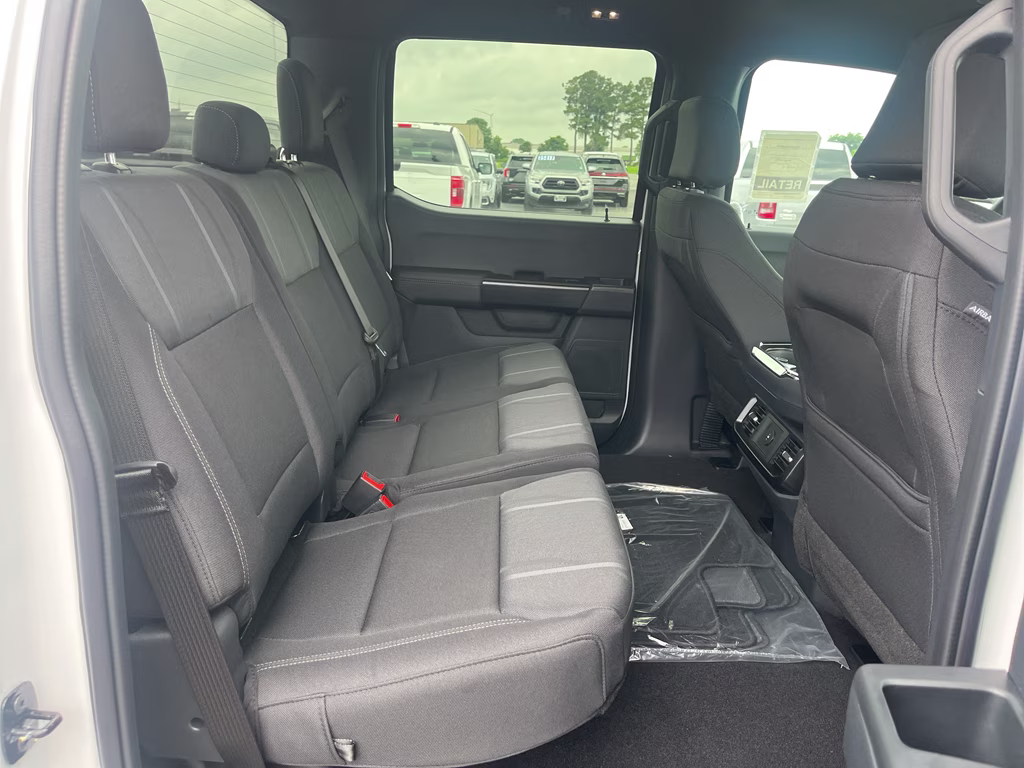 2026 Oxford White Ford F-150 STX 4X4 Truck