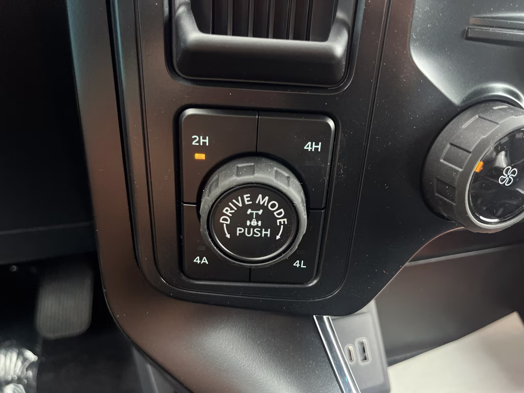 2026 Oxford White Ford F-150 STX 4X4 Truck