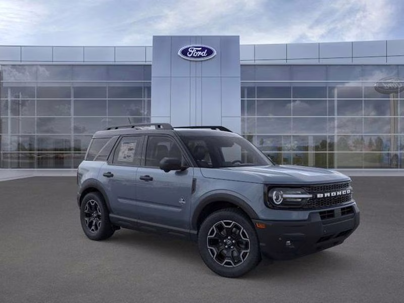 2026 Azure Gray Metallic Tri-Coat Ford Bronco Sport Outer Banks 4X4 SUV