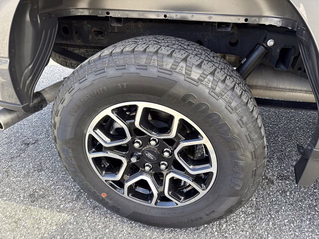 2023 Carbonized Gray Metallic Ford F-150 XLT 4X4 Truck