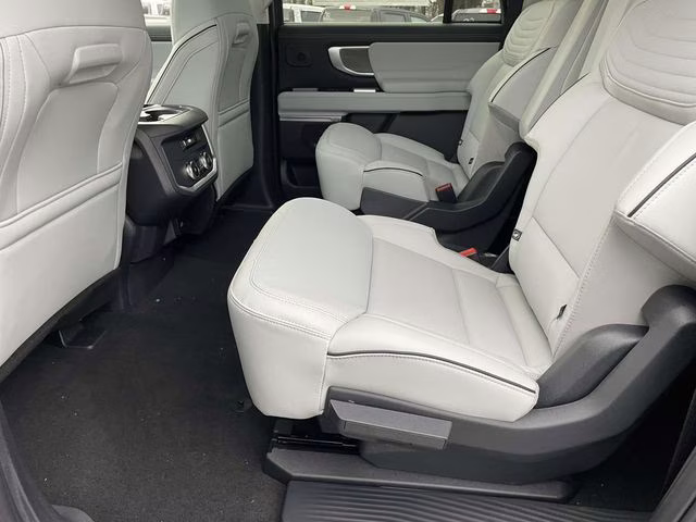 2026 Black Metallic Ford Expedition Max Platinum 4X4 SUV