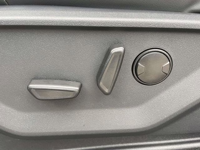 2026 Gray Metallic Ford Expedition Active RWD SUV