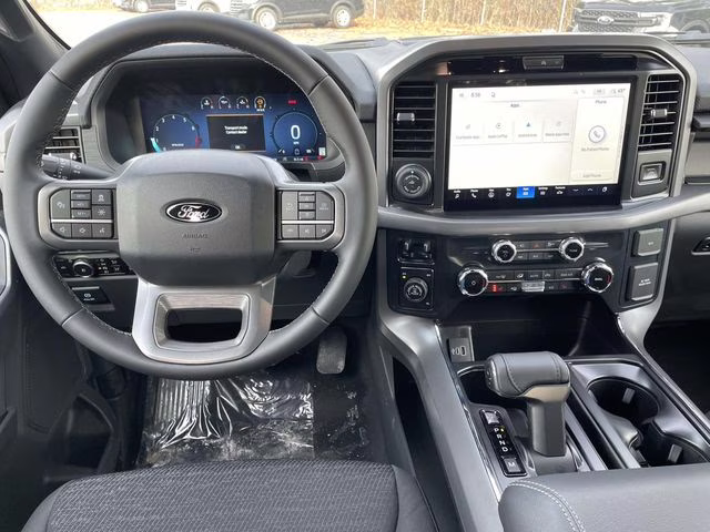 2026 Oxford White Ford F-150 XLT 4X4 Truck