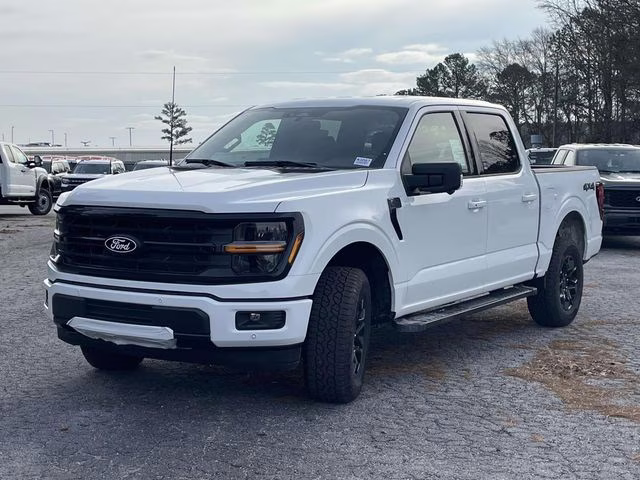 2026 Oxford White Ford F-150 XLT 4X4 Truck
