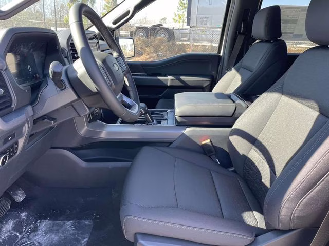 2026 Avalanche Ford F-150 XLT 4X4 Truck