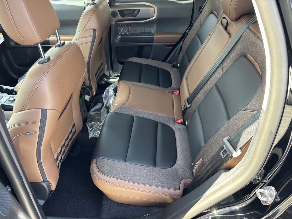 2026 Shadow Black Ford Bronco Sport Outer Banks 4X4 SUV