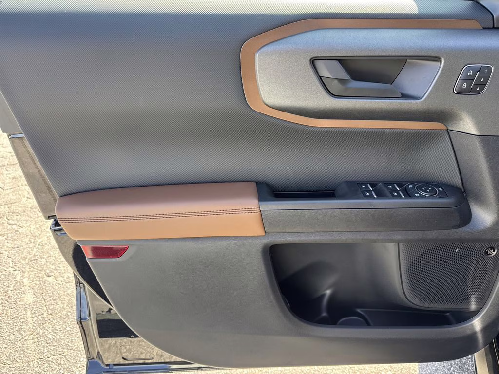 2026 Shadow Black Ford Bronco Sport Outer Banks 4X4 SUV