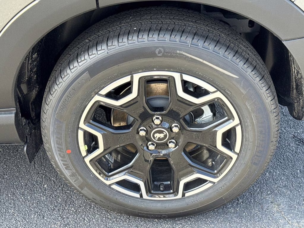 2026 Gray Metallic Ford Bronco Sport Outer Banks 4X4 SUV