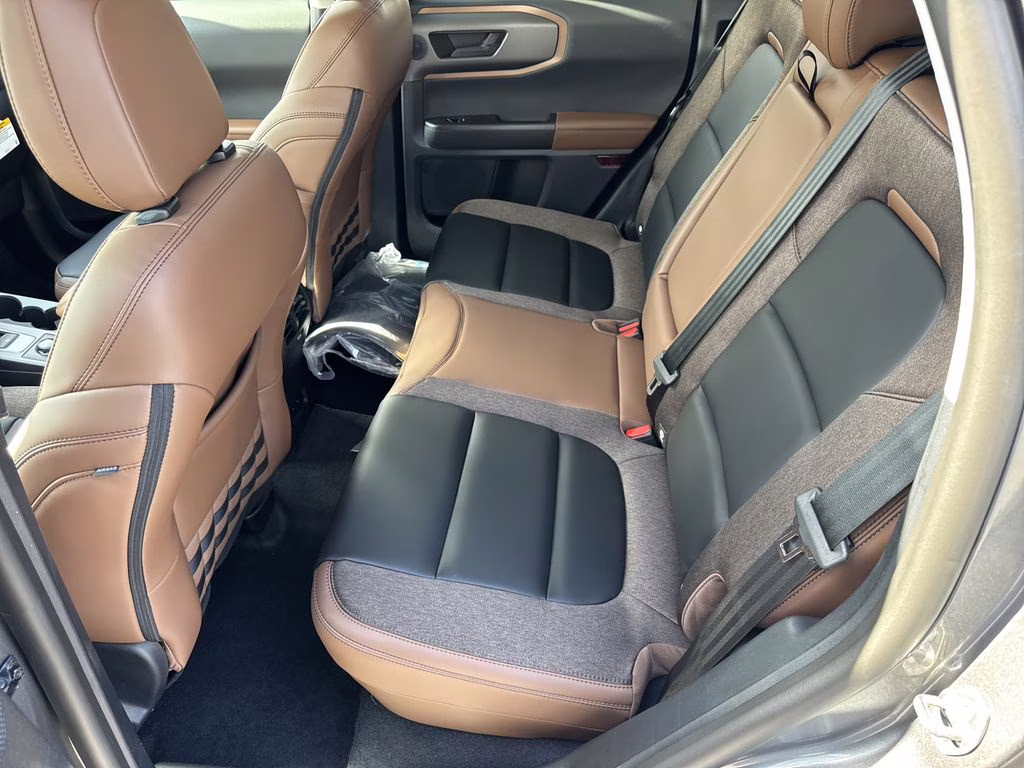 2026 Gray Metallic Ford Bronco Sport Outer Banks 4X4 SUV