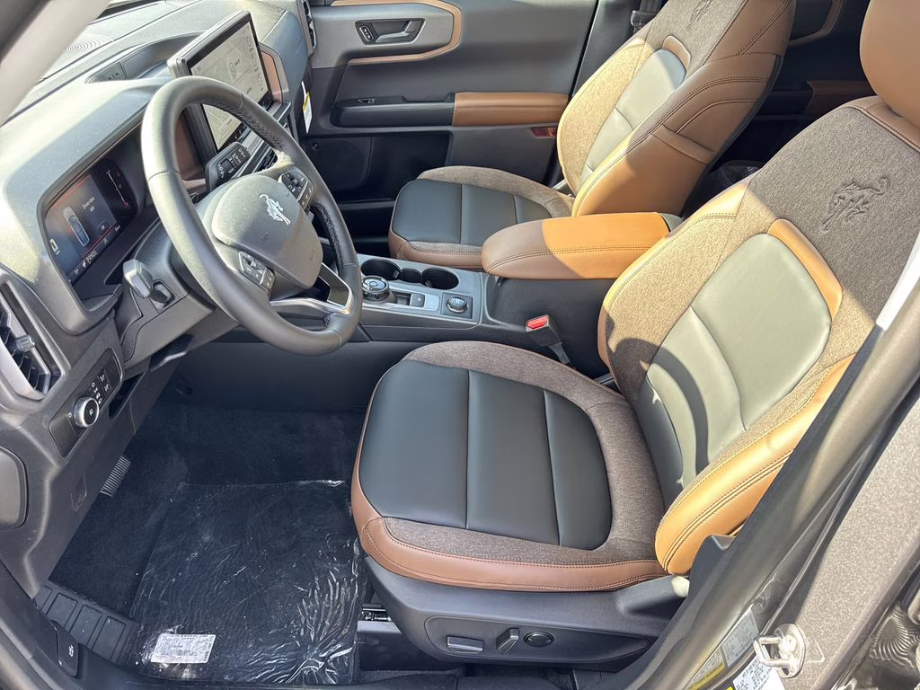 2026 Gray Metallic Ford Bronco Sport Outer Banks 4X4 SUV