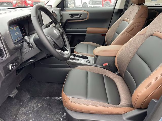 2026 Azure Gray Metallic Ford Bronco Sport Outer Banks 4X4 SUV