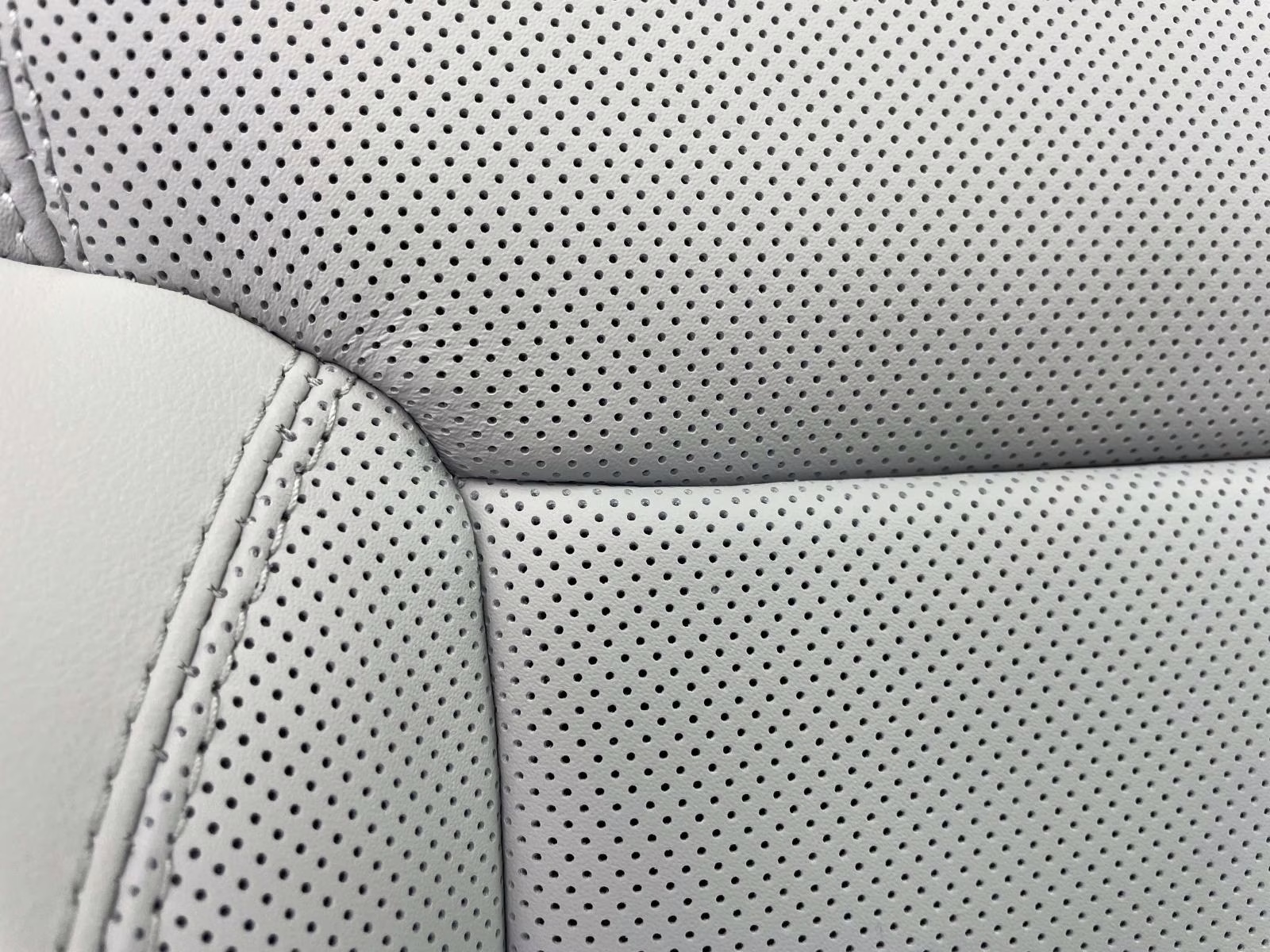 2026 Black Metallic Ford Expedition Max Platinum 4X4 SUV