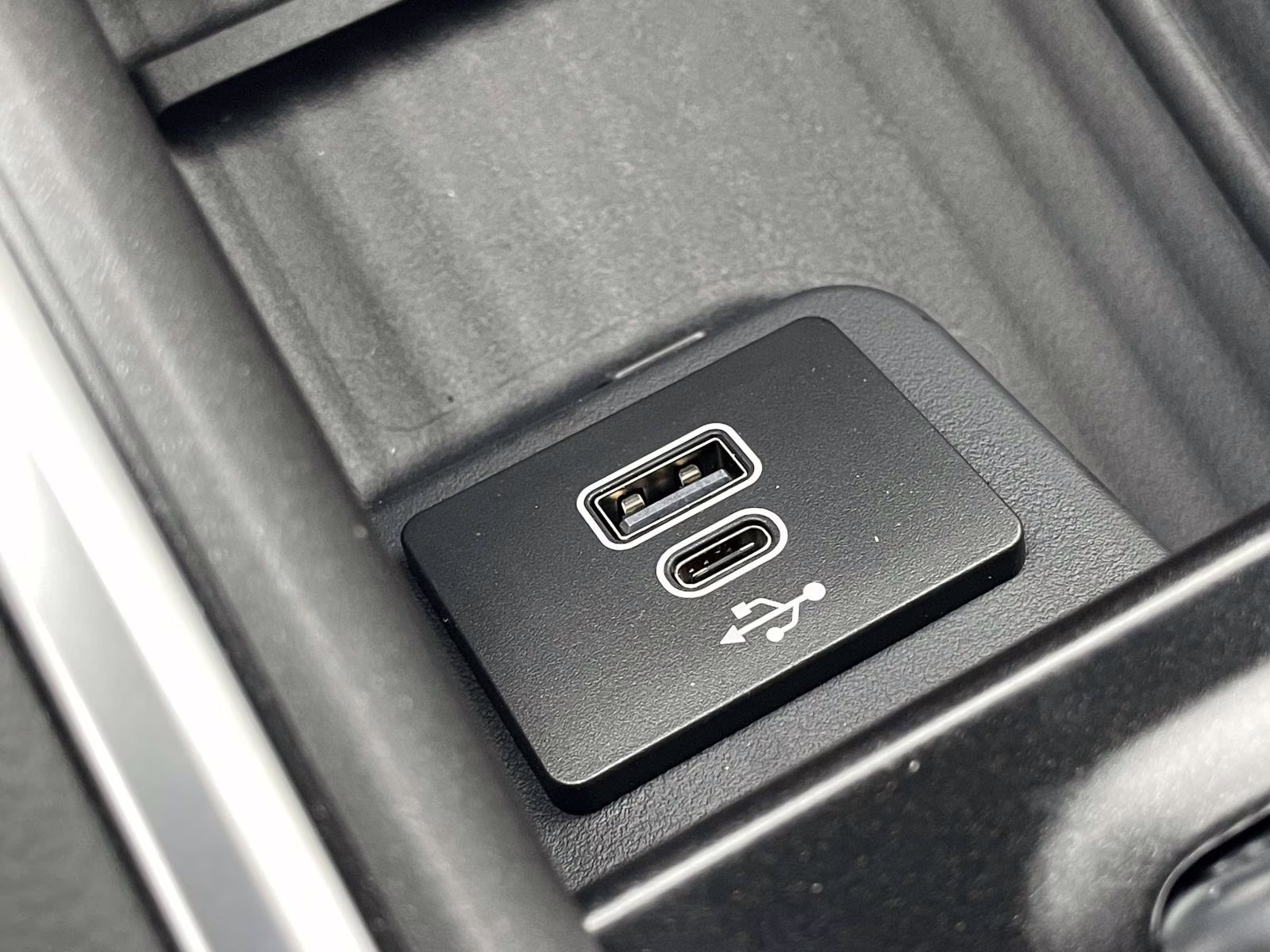 2026 Gray Metallic Ford Expedition Active RWD SUV