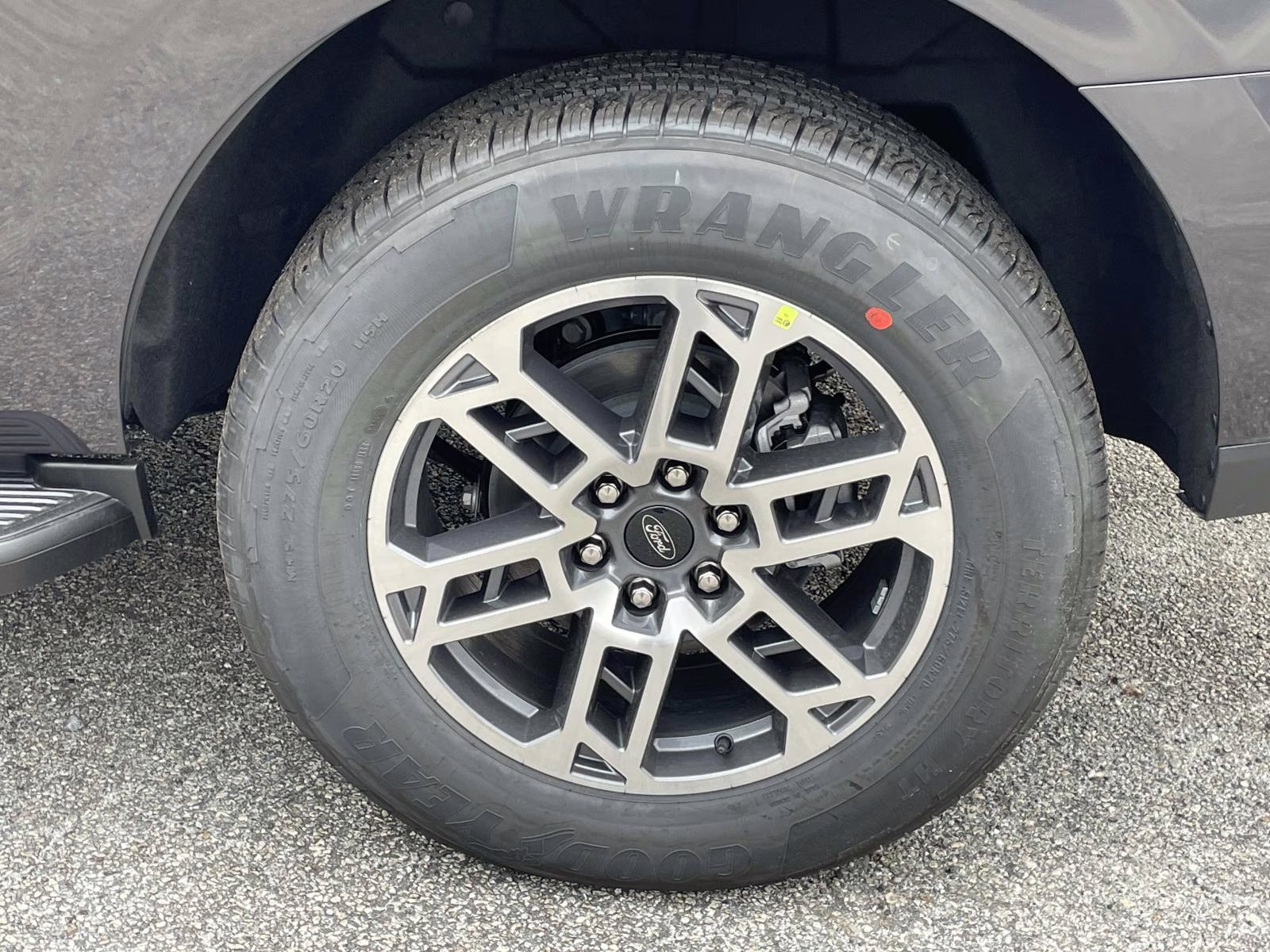 2026 Gray Metallic Ford Expedition Active RWD SUV