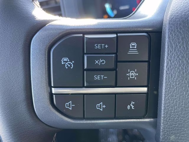 2026 Avalanche Ford F-150 XLT 4X4 Truck