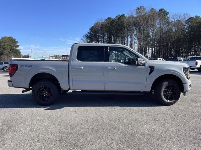 2026 Avalanche Ford F-150 XLT 4X4 Truck