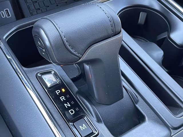 2026 Avalanche Ford F-150 XLT 4X4 Truck