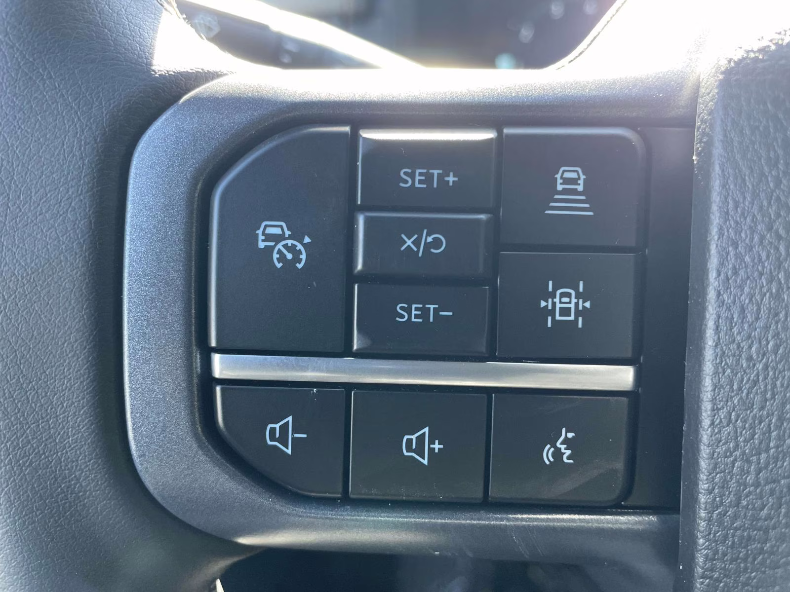 2026 Avalanche Ford F-150 XLT 4X4 Truck