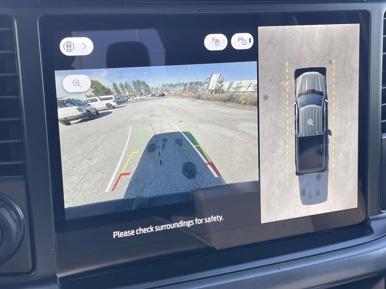 2026 Avalanche Ford F-150 XLT 4X4 Truck