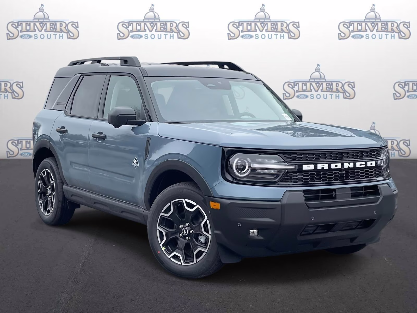2026 Azure Gray Metallic Ford Bronco Sport Outer Banks 4X4 SUV