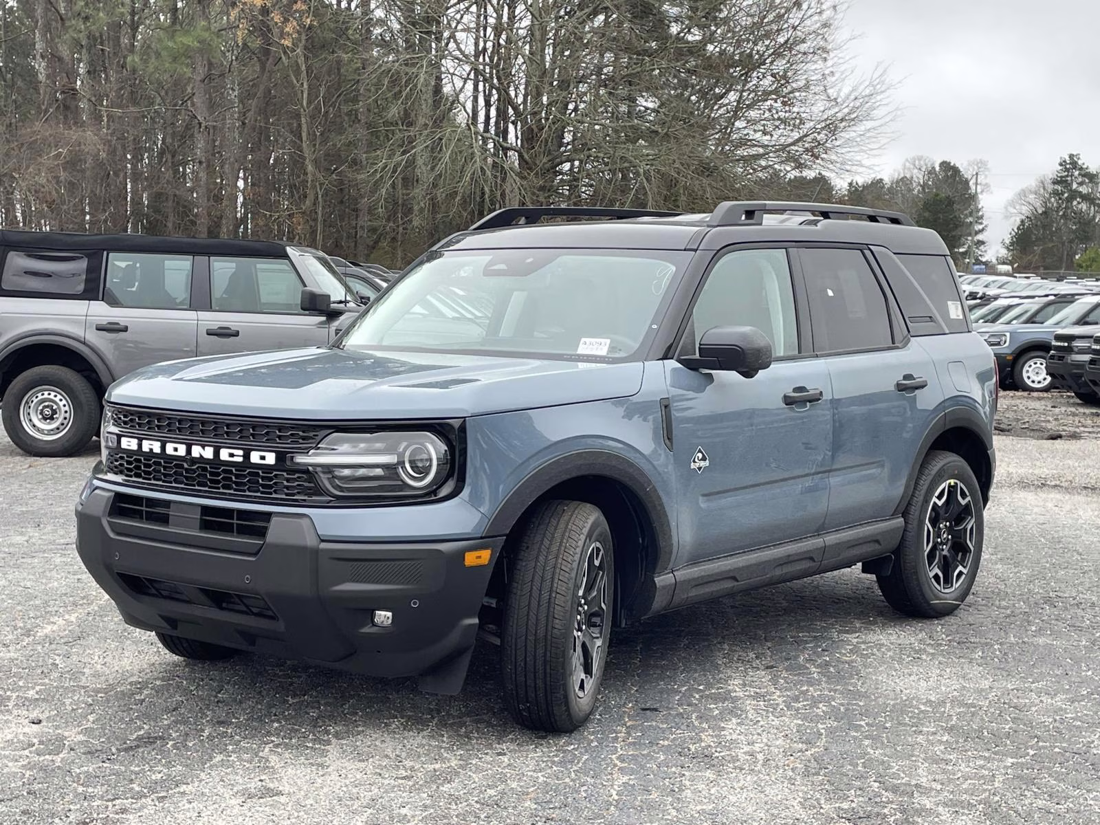 2026 Azure Gray Metallic Ford Bronco Sport Outer Banks 4X4 SUV