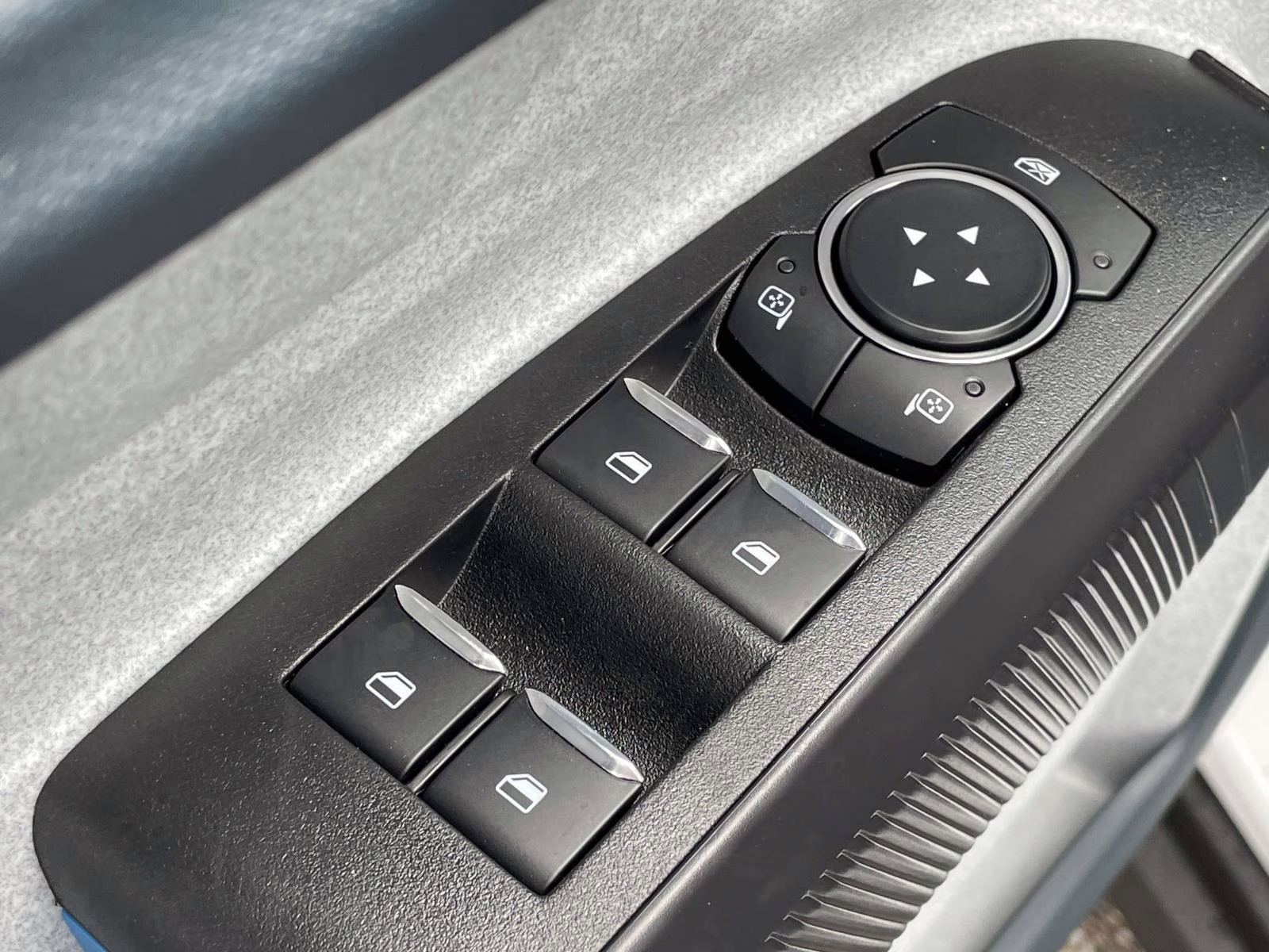 2026 Oxford White Ford Maverick XLT AWD Truck