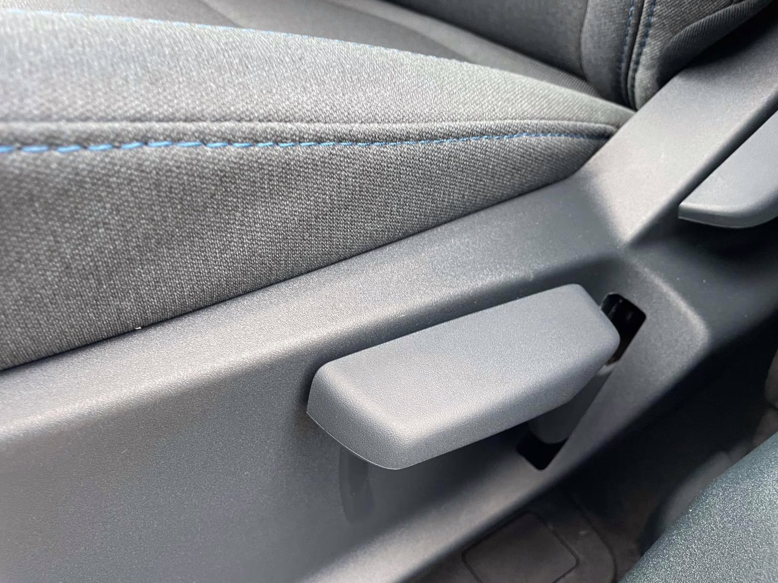 2026 Oxford White Ford Maverick XLT AWD Truck