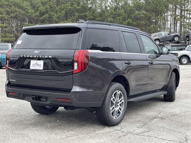 2026 Gray Metallic Ford Expedition Active RWD SUV