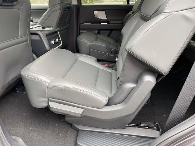 2026 Gray Metallic Ford Expedition Active RWD SUV