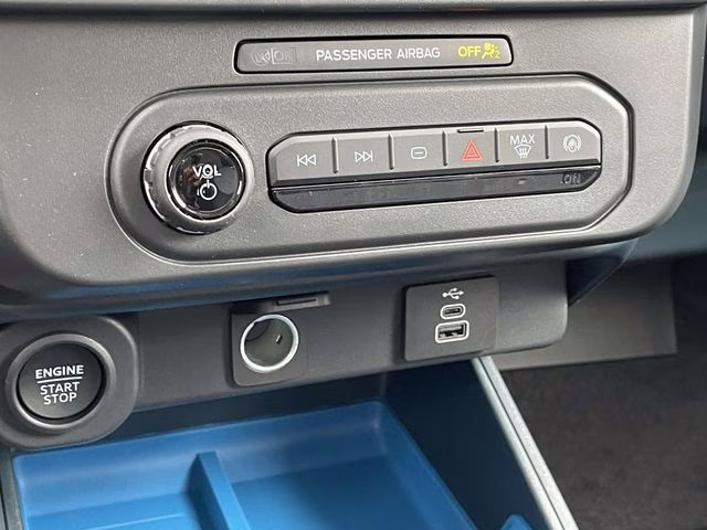 2026 Oxford White Ford Maverick XLT AWD Truck