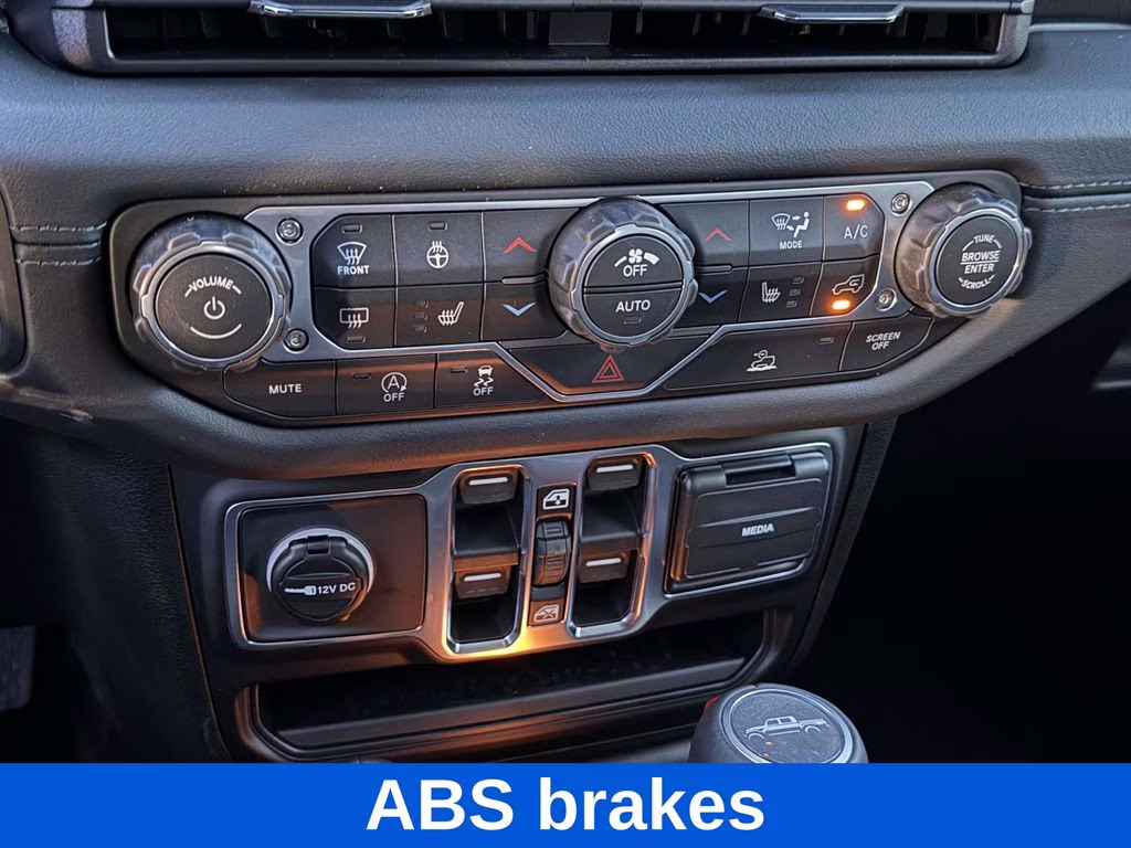 2026 Bright White Clearcoat Jeep Gladiator Sahara 4X4 Truck