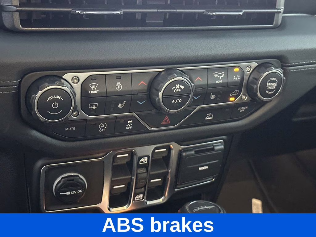 2026 Reign Jeep Gladiator Sahara 4X4 Truck